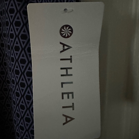 Athleta Women's Blue Patterned Athletic Shorts - Picture 6 of 6